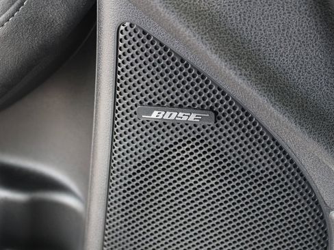 Used 2009 Nissan 370Z Touring RWD image 10