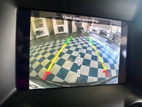 Used 2018 Dodge Durango SXT w/ Quick Order Package 2BB image 15