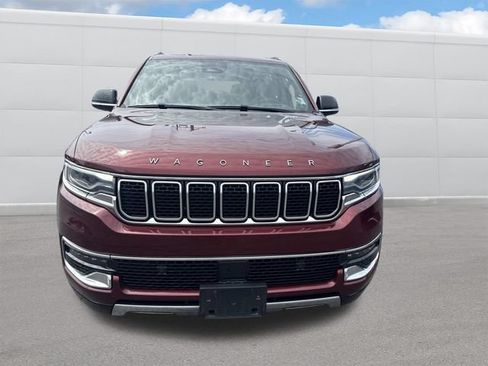 Used 2024 Jeep Wagoneer Series III AWD/4WD image 12