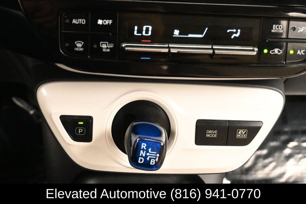 Used 2018 Toyota Prius One FWD image 18