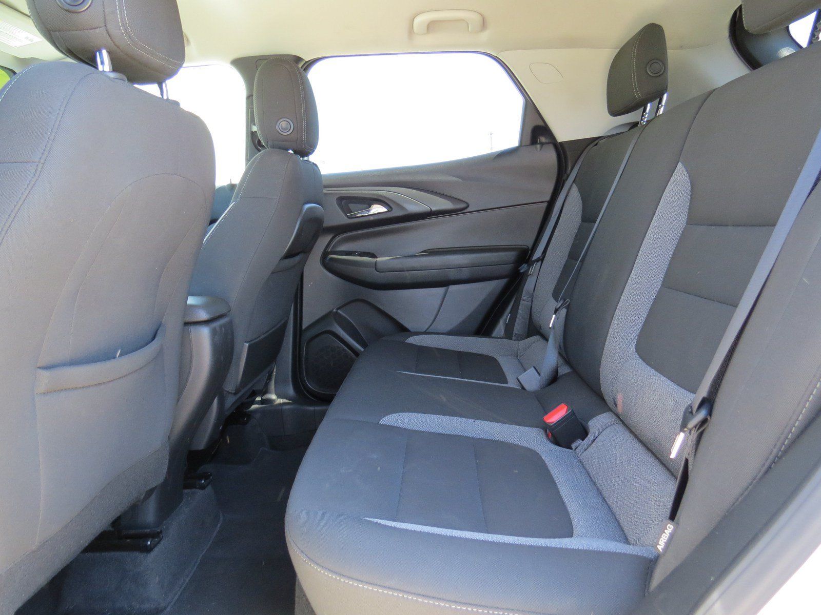 Used 2025 Chevrolet TrailBlazer LT FWD image 12