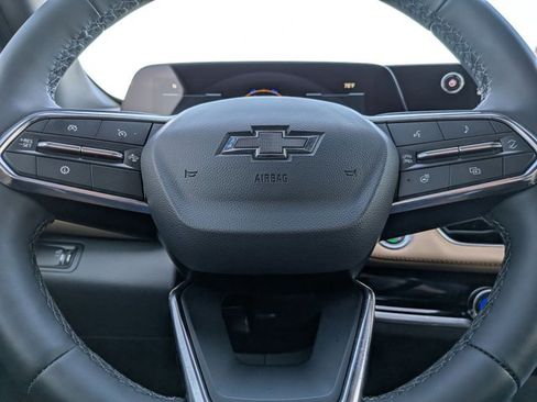 New 2026 Chevrolet Equinox ACTIV w/ Safety and Technology Package image 14