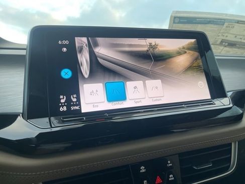 New 2026 Volkswagen Atlas Cross Sport SE image 20