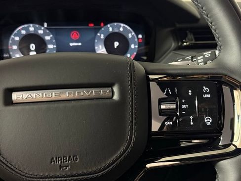 Used 2026 Land Rover Range Rover Velar S AWD/4WD image 18