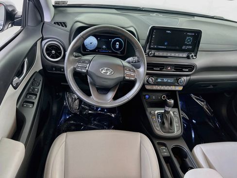 Used 2023 Hyundai Kona Limited image 24