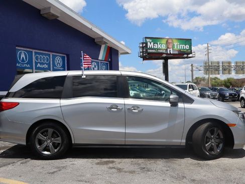 Used 2021 Honda Odyssey EX image 2
