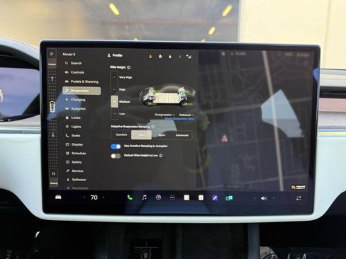 Used 2022 Tesla Model S AWD/4WD image 19