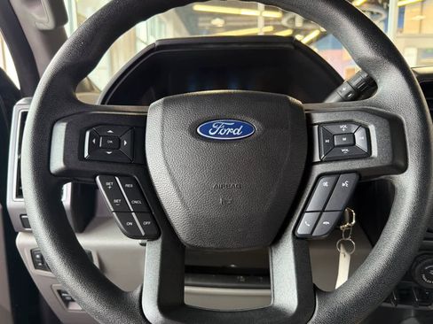 Used 2017 Ford F150 XLT w/ Trailer Tow Package image 23