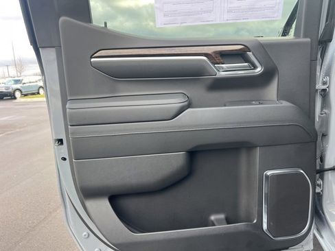 Used 2024 GMC Sierra 1500 Elevation image 15