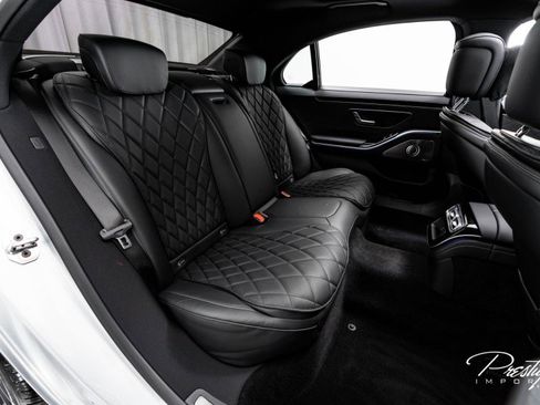 Used 2025 Mercedes-Benz S 580 4MATIC Sedan image 51