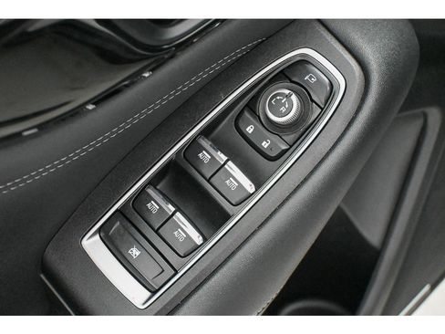 Used 2023 Subaru Outback Touring AWD/4WD image 32