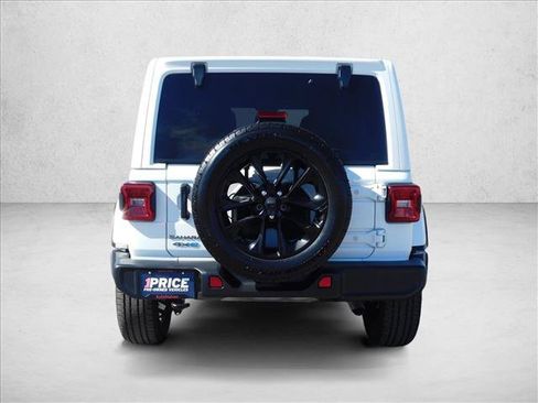 Used 2025 Jeep Wrangler Sahara 4xe AWD/4WD image 12
