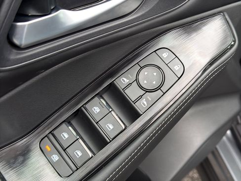 New 2026 Nissan Rogue SV image 12