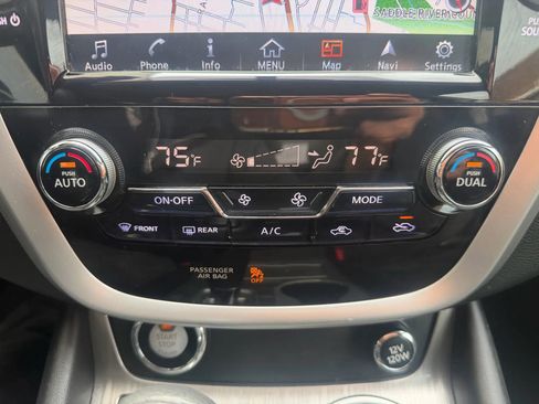 Used 2015 Nissan Murano S w/ Navigation Package image 19