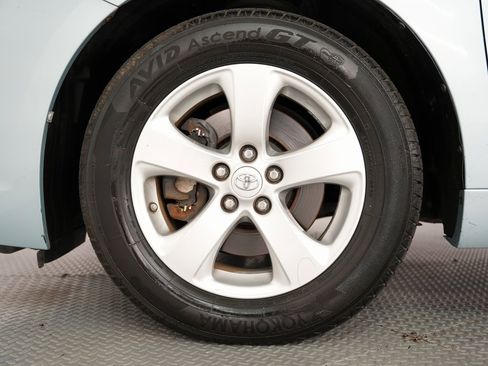 Used 2015 Toyota Sienna LE image 58