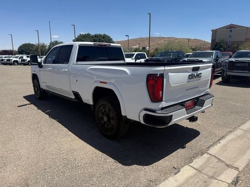 Used 2022 GMC Sierra 3500 AT4 w/ AT4 Preferred Package AWD/4WD image 7