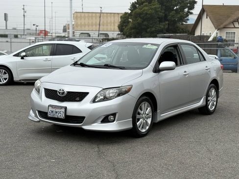 Used 2010 Toyota Corolla S image 6