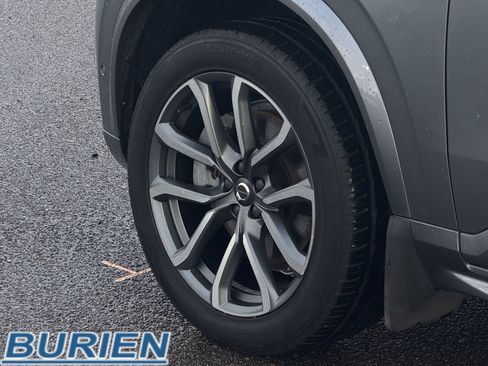 Used 2019 Volvo XC90 T6 Momentum w/ Advanced Package image 31