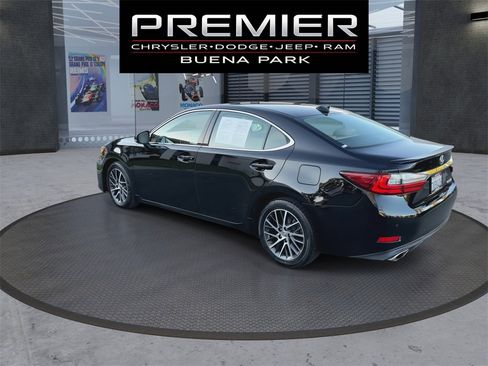 Used 2016 Lexus ES 350 image 6