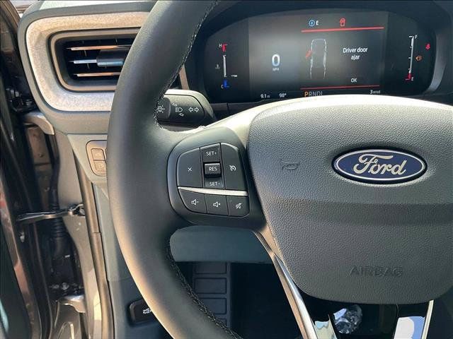 New 2026 Ford Maverick XLT w/ XLT Luxury Package FWD image 14