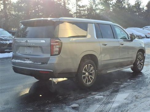 Used 2023 Chevrolet Suburban LS w/ Driver Alert Package image 6