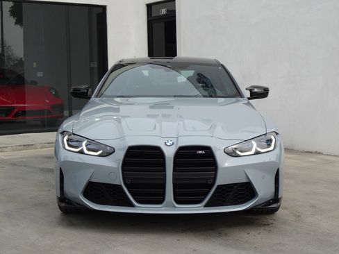 Used 2021 BMW M4 w/ Executive Package image 2