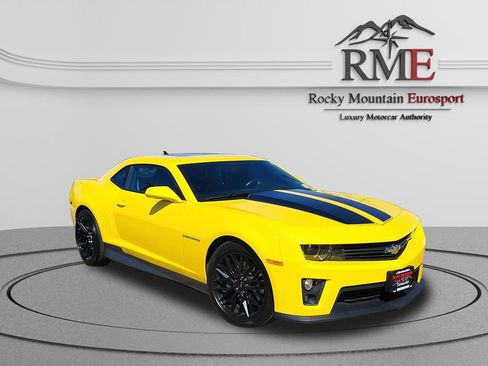Used 2010 Chevrolet Camaro SS image 1