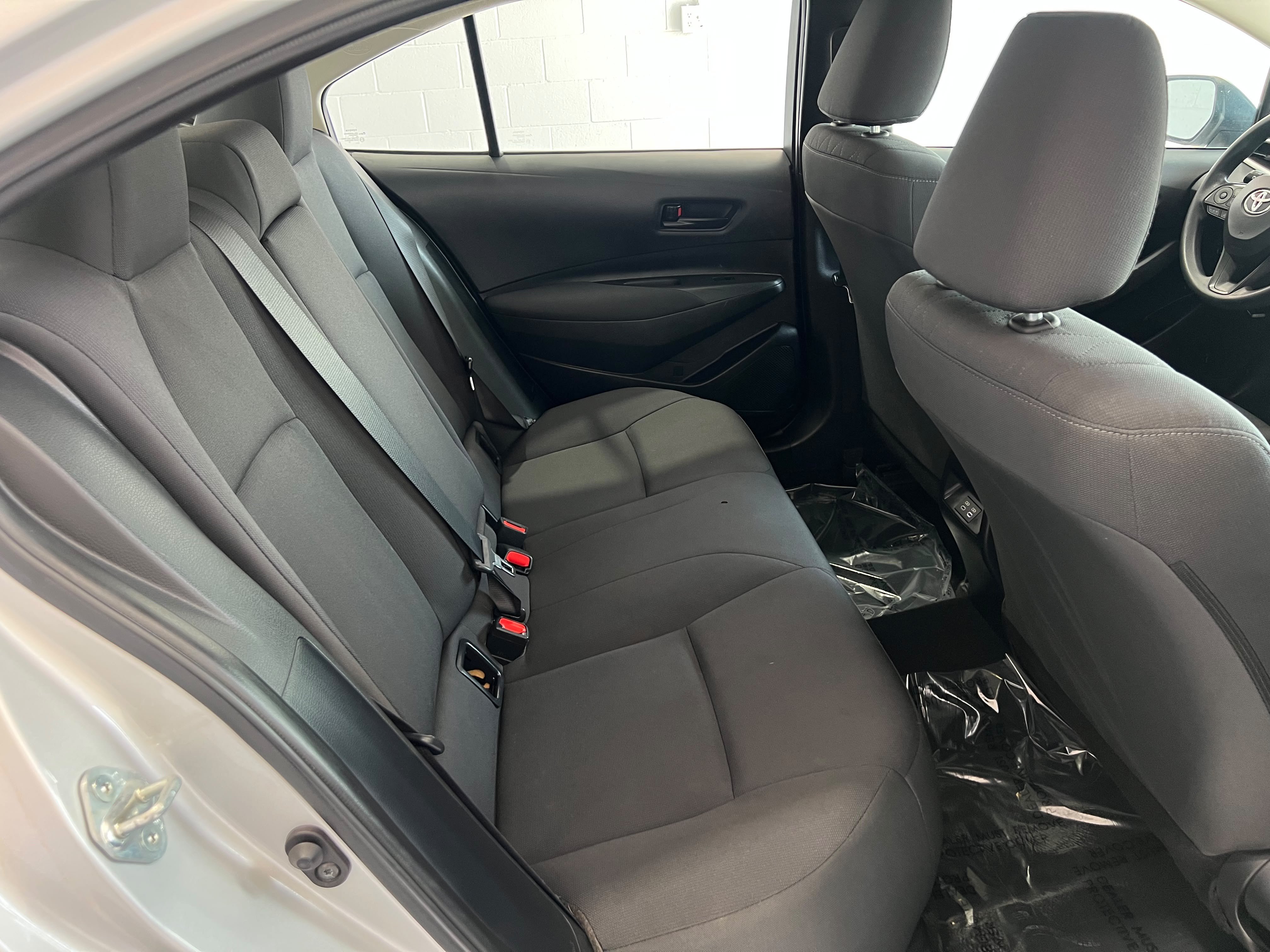 Used 2024 Toyota Corolla LE FWD image 13