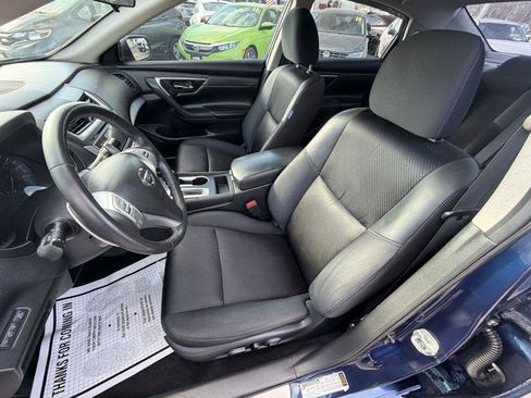 Used 2017 Nissan Altima 2.5 SR image 10
