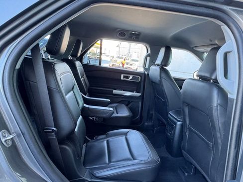 Used 2023 Ford Explorer XLT w/ Equipment Group 202A image 37