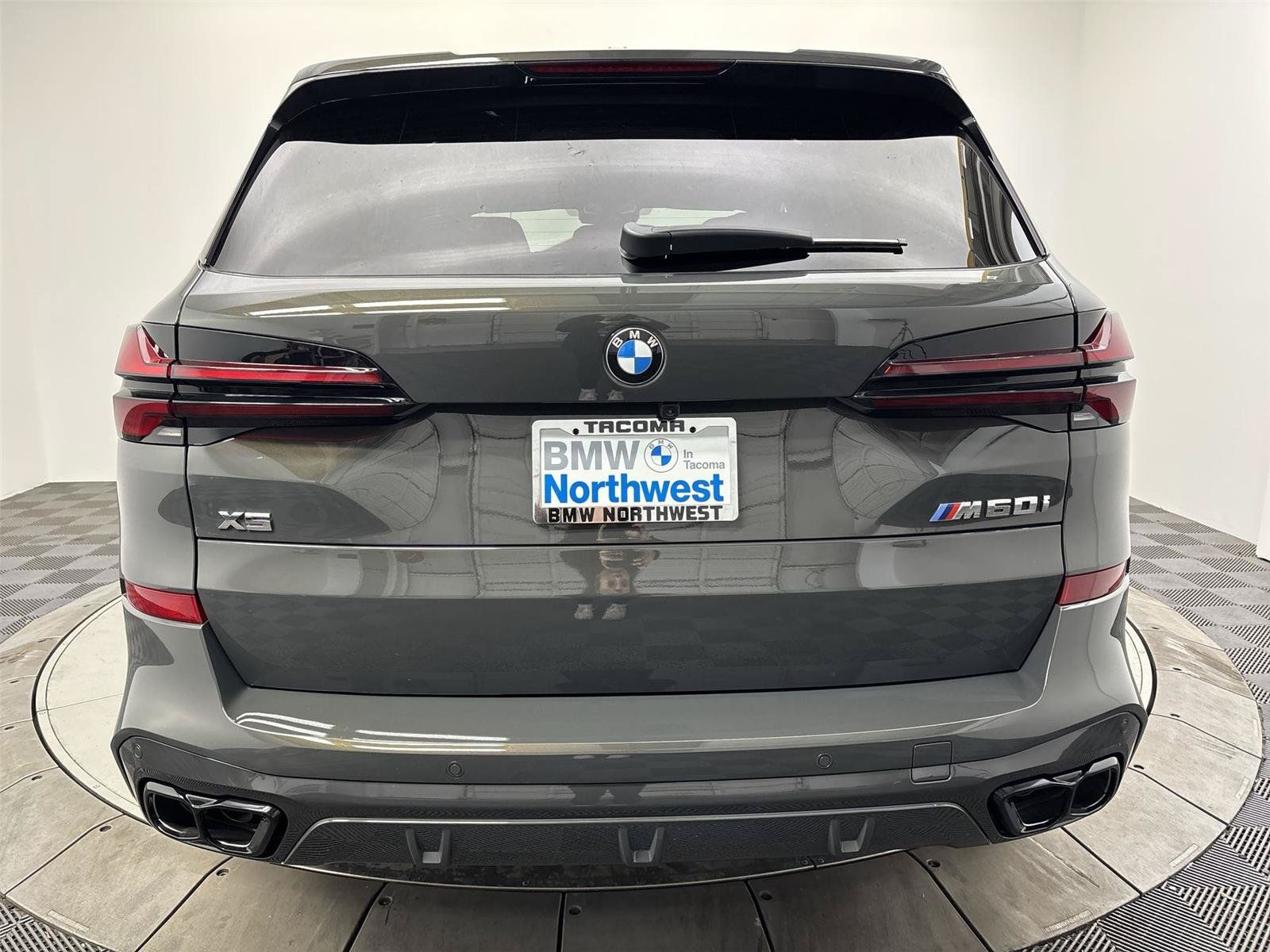 New 2026 BMW X5 M60i w/ Climate Comfort Package AWD/4WD image 15