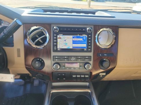 Used 2011 Ford F250 Lariat w/ Lariat Ultimate Pkg image 27