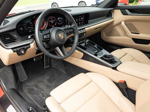 Used 2024 Porsche 911 Carrera S RWD image 21