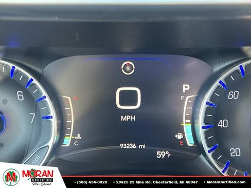 Used 2018 Chrysler Pacifica Touring-L Plus w/ Tire & Wheel Group FWD image 20
