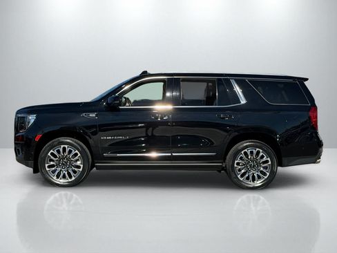 Used 2024 GMC Yukon Denali Ultimate AWD/4WD image 2