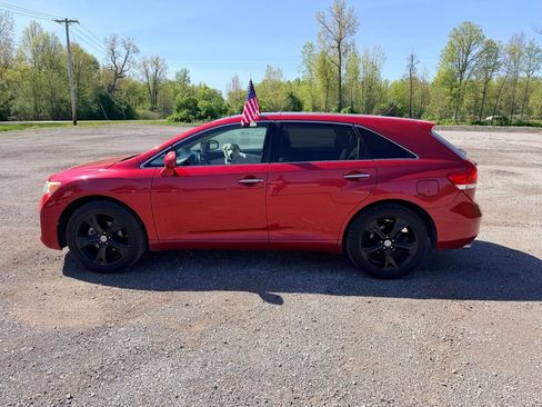 Used 2012 Toyota Venza Limited w/ Tow Pkg FWD image 4
