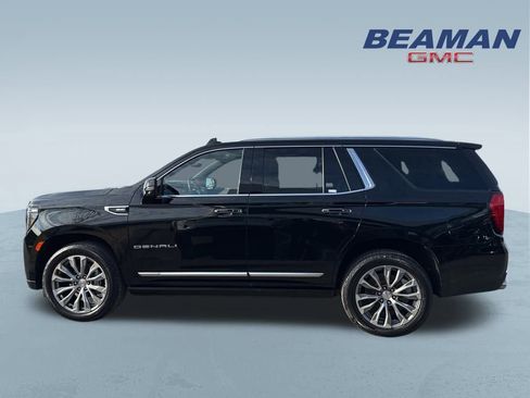 Used 2021 GMC Yukon Denali w/ Denali Premium Package image 4