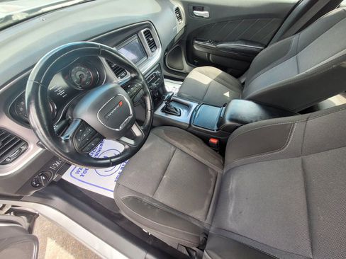 Used 2021 Dodge Charger SXT w/ Blacktop Package image 8