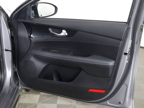 Used 2023 Kia Forte GT-Line image 22