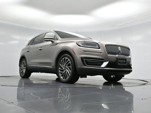 Used 2020 Lincoln Nautilus Reserve image 48