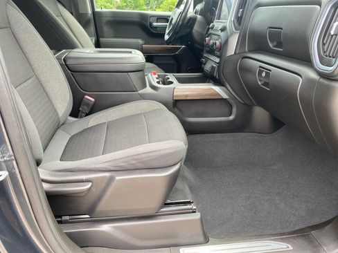 Used 2021 Chevrolet Silverado 1500 RST AWD/4WD image 32