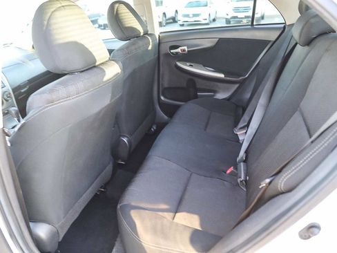 Used 2012 Toyota Corolla S image 18