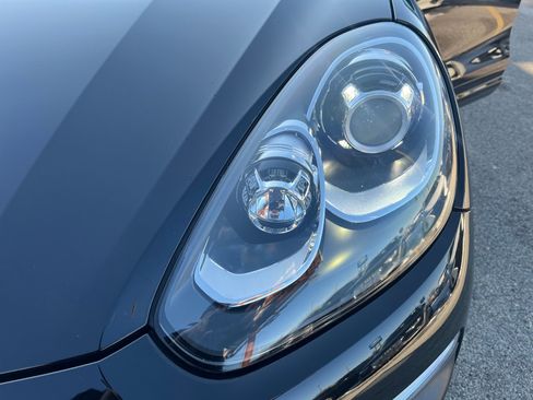 Used 2015 Porsche Cayenne Diesel image 49