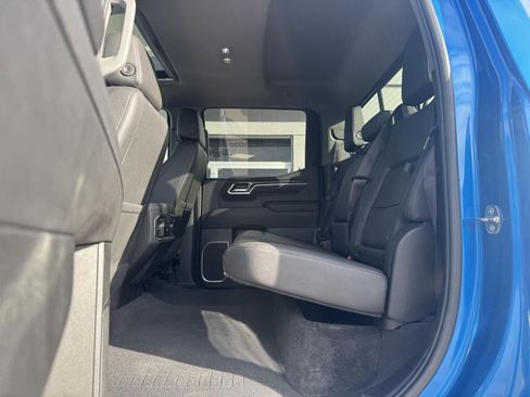 Used 2022 Chevrolet Silverado 1500 LTZ image 9