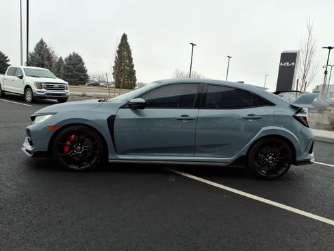 Used 2019 Honda Civic Type R image 6