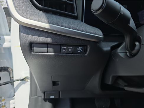 New 2026 Nissan Kicks SV w/ SV Premium Package image 19