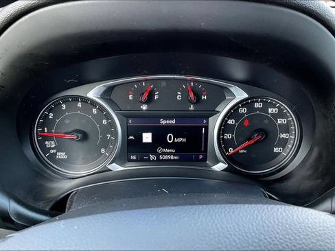 Used 2022 GMC Terrain SLE w/ Driver Convenience Package AWD/4WD image 12