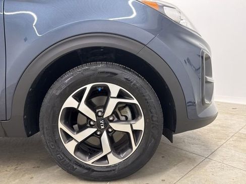 Used 2021 Kia Sportage LX FWD image 12