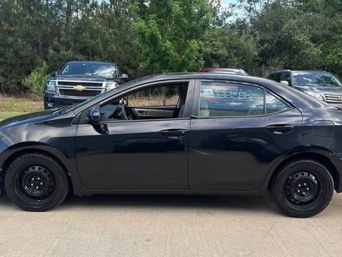 Used 2014 Toyota Corolla LE FWD image 23