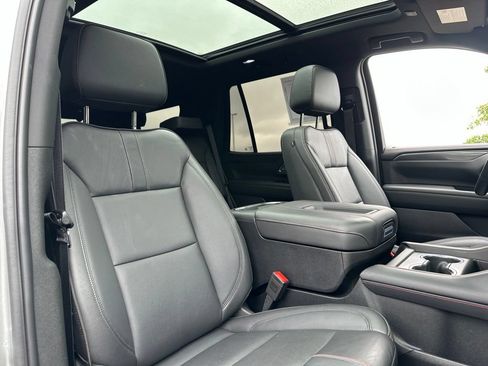 Used 2024 Chevrolet Tahoe RST w/ Luxury Package RWD image 26